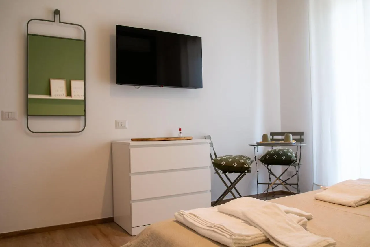 Fara1 Guesthouse Bari Italy
